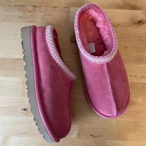 Ugg pink Tasman slippers . 8